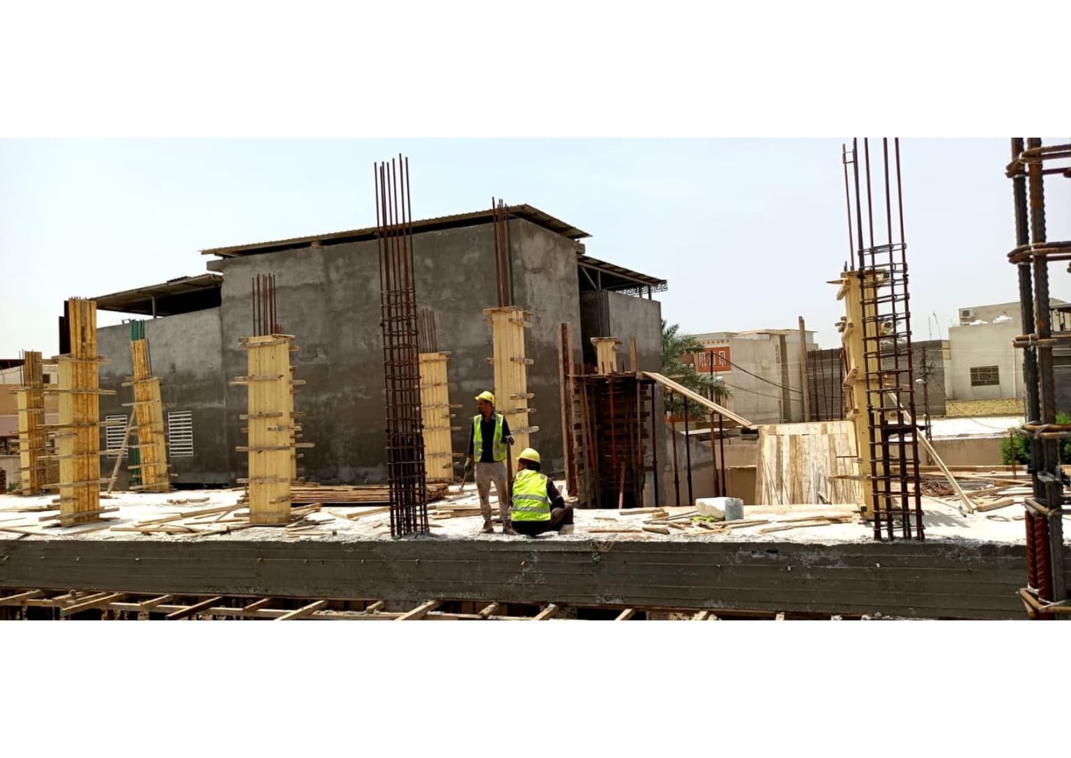 Formed, reinforced concrete columns of a school building